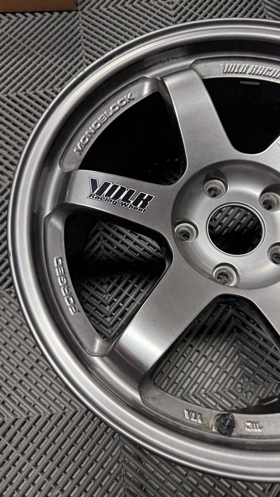 Wheels and Tires/Axles - Evasive Spec 17x9.5 +41 Formula Silver TEs - Used - All Years Any Make All Models - Glendale, AZ 85307, United States