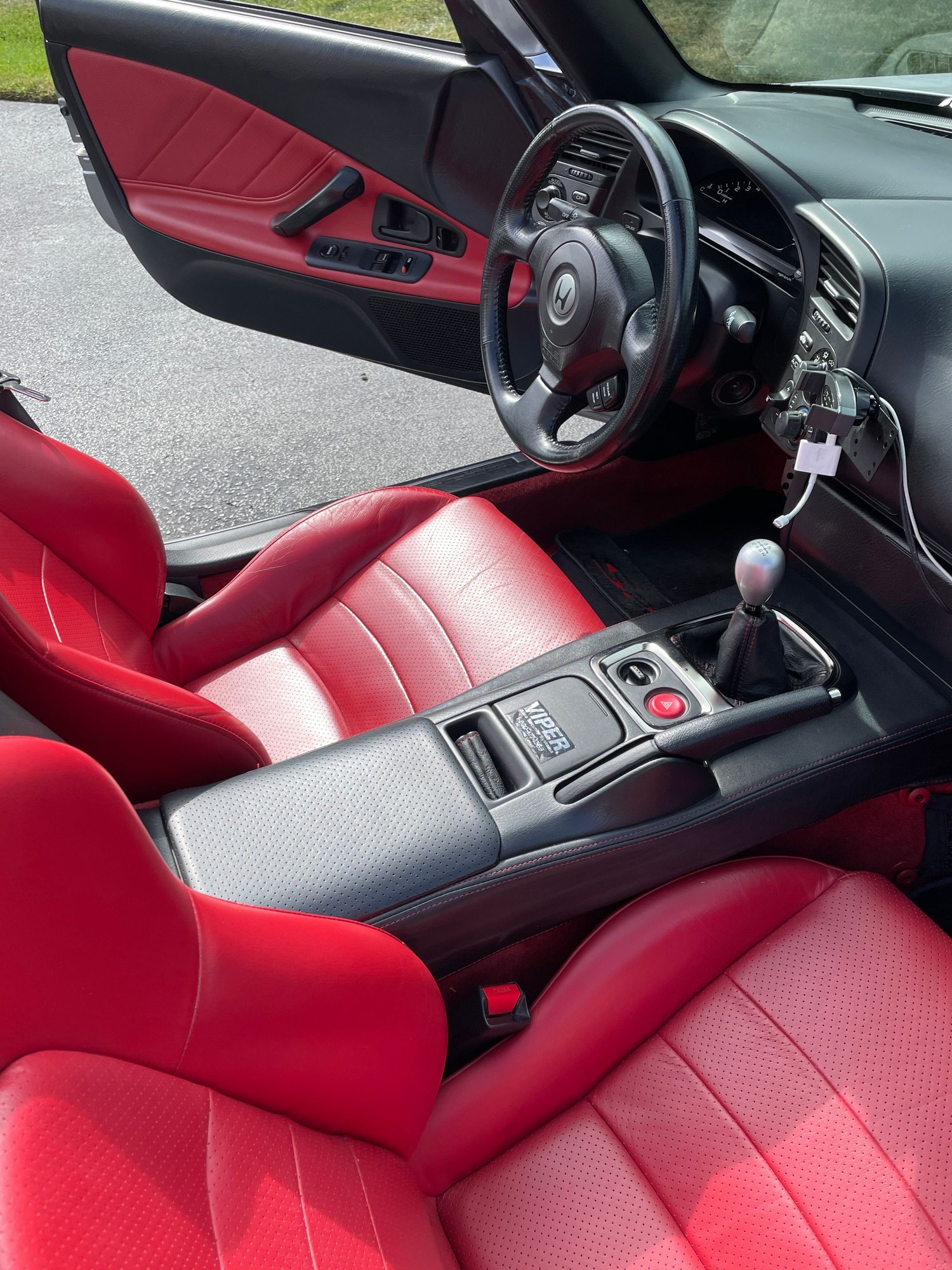 2000 Honda S2000 - DE - 00 Silverstone/Red with 56K miles - New - VIN jhmap1148yt007083 - 55,900 Miles - 4 cyl - 2WD - Manual - Convertible - Silver - Middletown, DE 19709, United States
