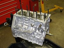 Block with headstuds