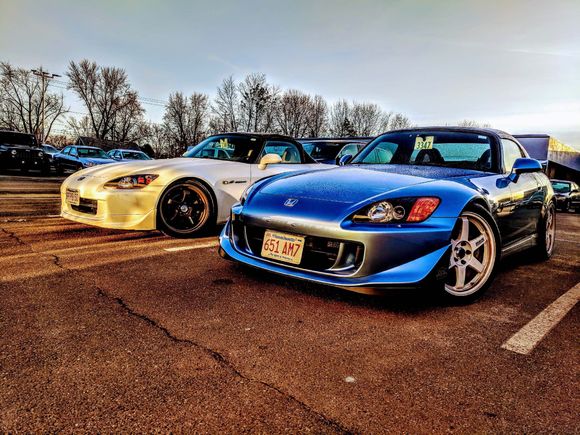 Friend at Honda Dealer sent me some photos.
Now Stef S is leaving the dealer to get wrapped
And winter updates are complete for us.