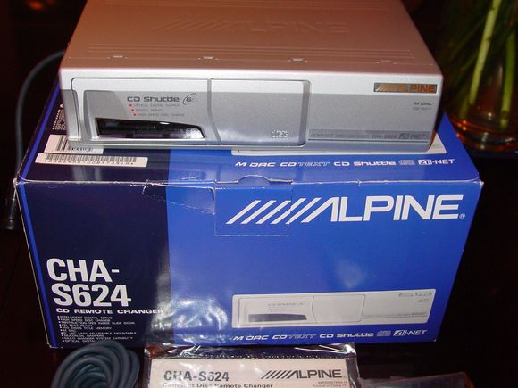 CHA-S624 01.JPG