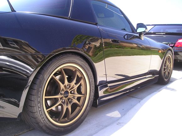 low01.JPG