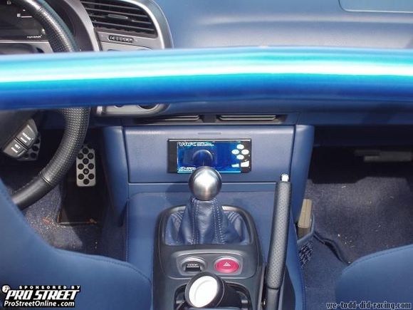 radio door