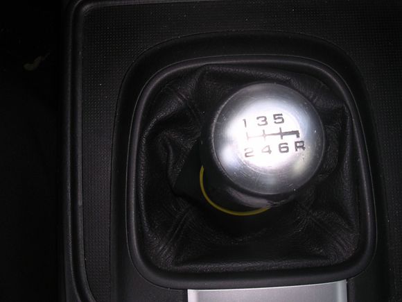 MY04 oem shift knob