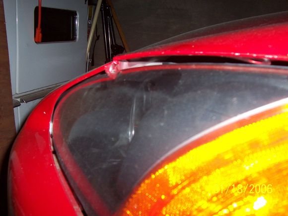 lon's BROKEN car 012.jpg