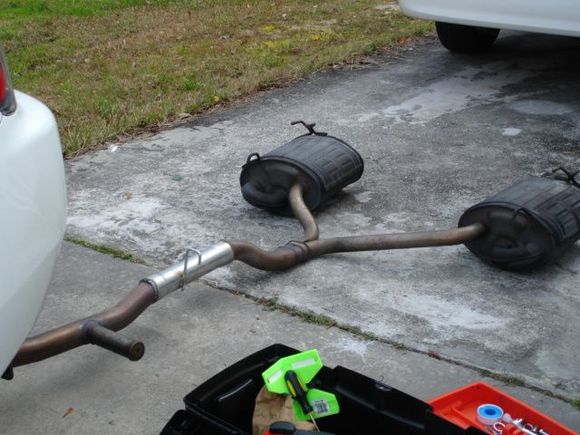 2004 w/ resonator removed