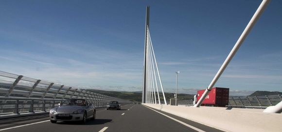 Graham-Bridge.jpg
