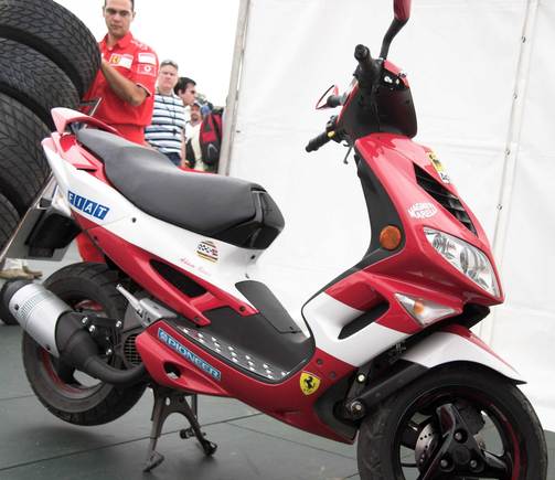 Fezza-Scooter.jpg