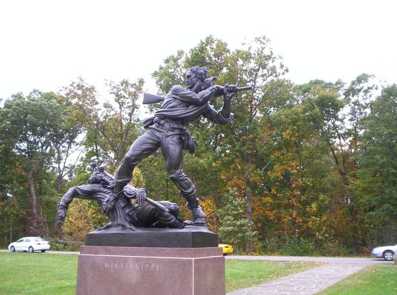 Mississippi monument