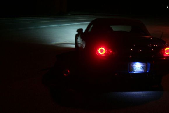 LED1.jpg