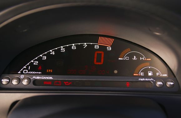 04_S2000_int05.jpg