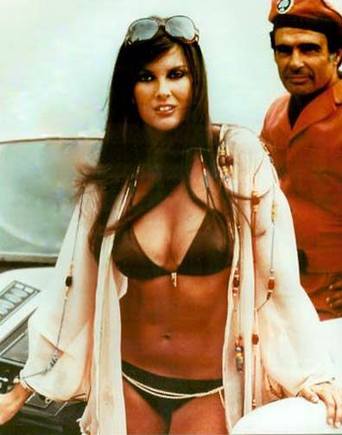 carolinemunro4.jpg