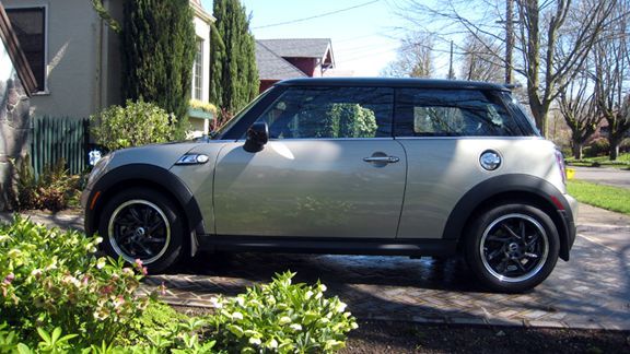ss - black wheels 2.jpg