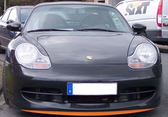 800px-Porsche_GT_3_v_blue.jpg