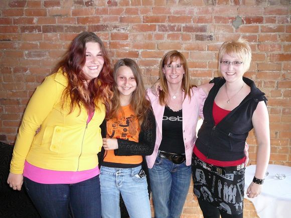 girl cousins.JPG