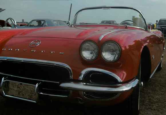 OldSchoolVette.jpg