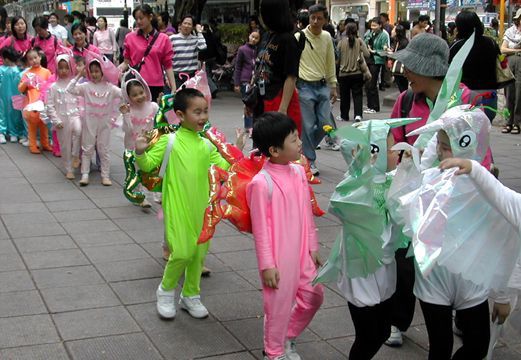 024 - HONG KONG KIDS PARADE.jpg