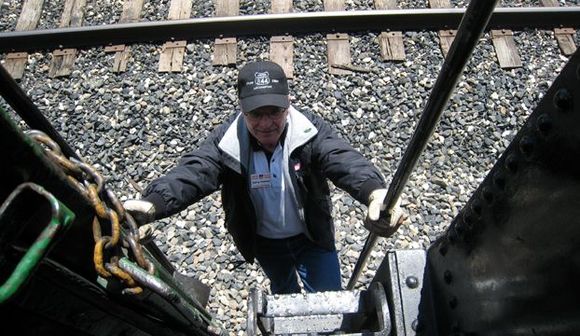 04 larry climbing 844.jpg