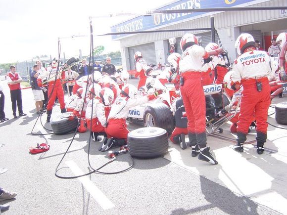 minardi pit practice.jpg