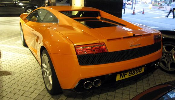 Lambo rear.jpg