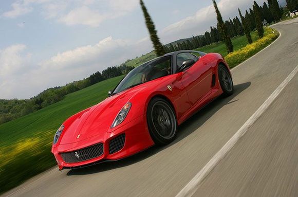 ferrari-599-gto-01.jpg