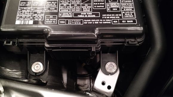 Upgraded APR fasteners fuse box