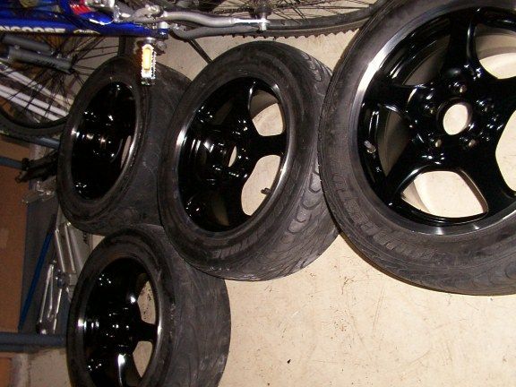 Painted wheels.JPG