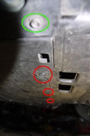clips-and-screw.jpg