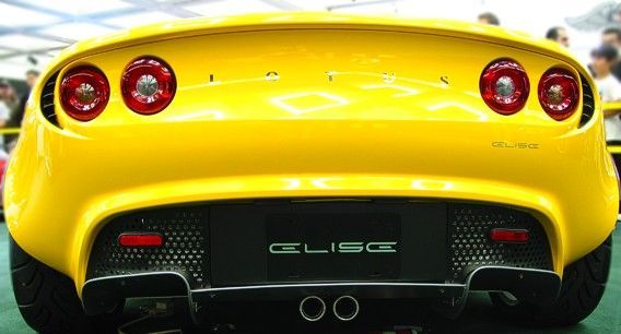 Lotus Elise 02.jpg