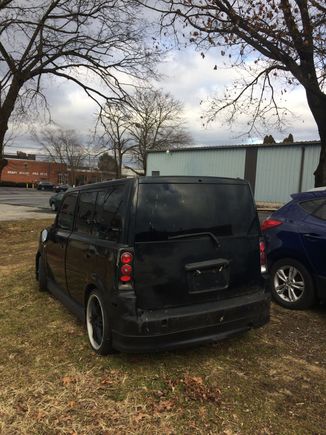 There have some bumper cosmetic and missing like bumper lights. Keep in mind there is no title. Or need to take the Car ID number and see on-line, who was the last owner.