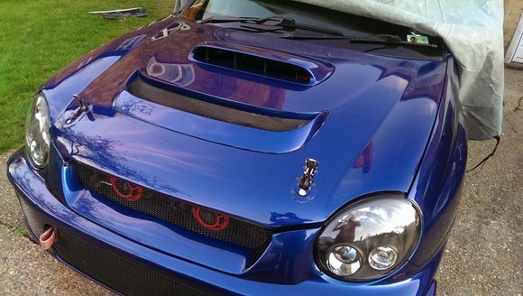That's the extra bonnet vent after fitting...:D