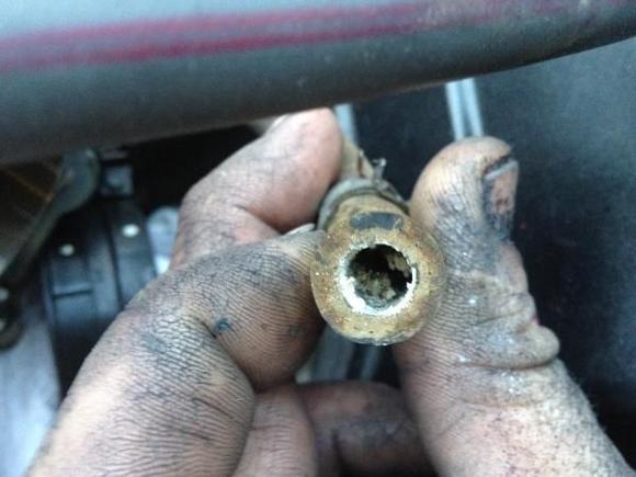 I was worried these tubes were restricting the coolant flow to the carbs... But these are in great shape compared to the carbs themselves.