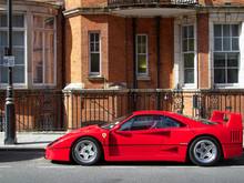 Ferrari F40 in London. Via Dave Williams Photography