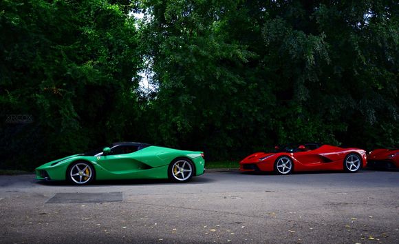 LaFerrari's in Green and Red. By X Rico X Photography