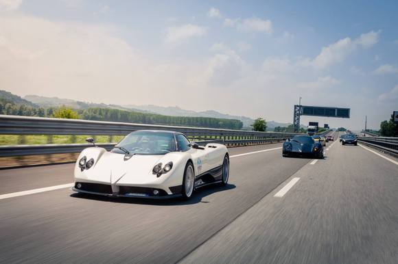 FB: Pagani Automobili