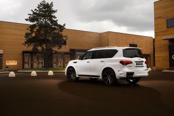 LARTE Infiniti QX80 Missuro