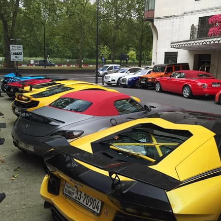 Corentin Simon spotted this crazy combo of supercars from the Middle East in London. They are hail from Kuwait and Qatar. Summer has been fantastic with supercars.