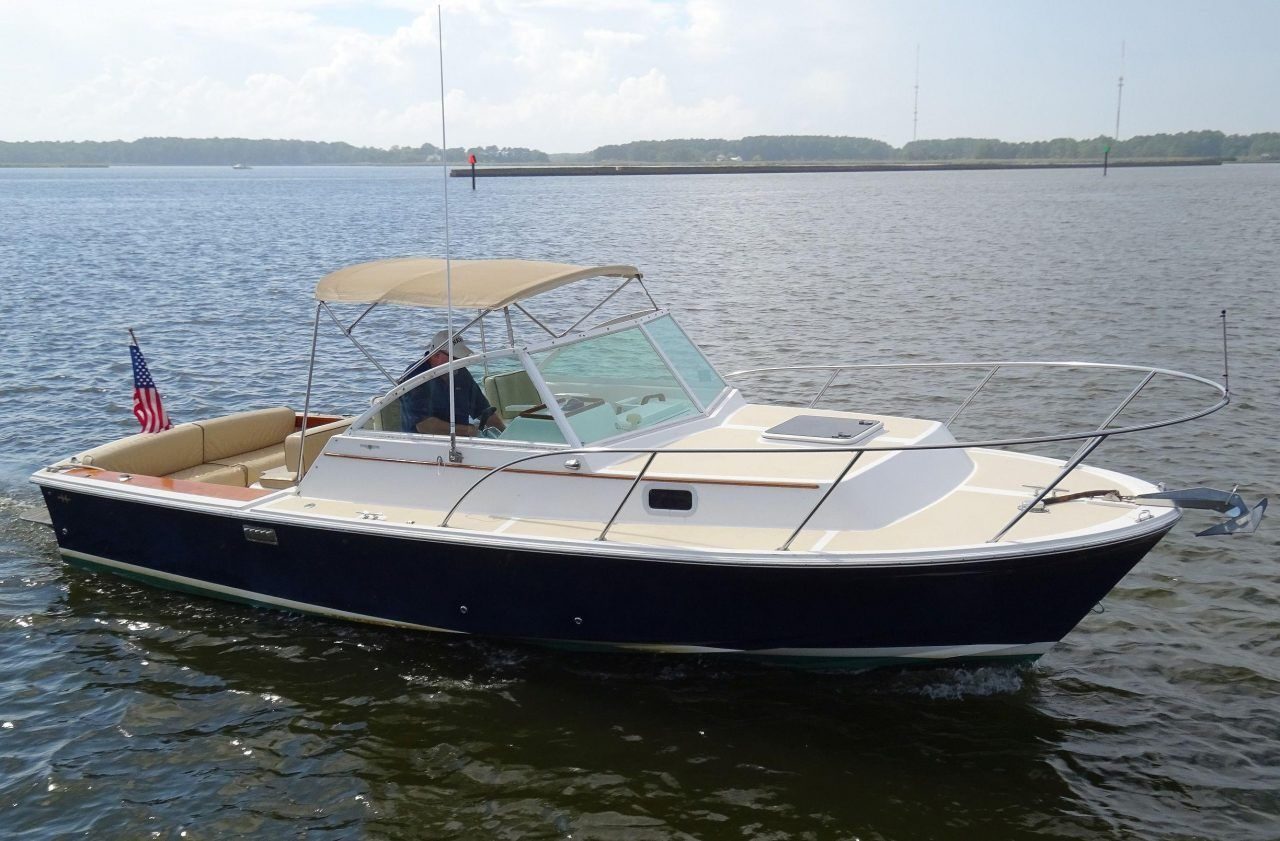 Flag blue hull... White or tan cushions? The Hull Truth Boating and