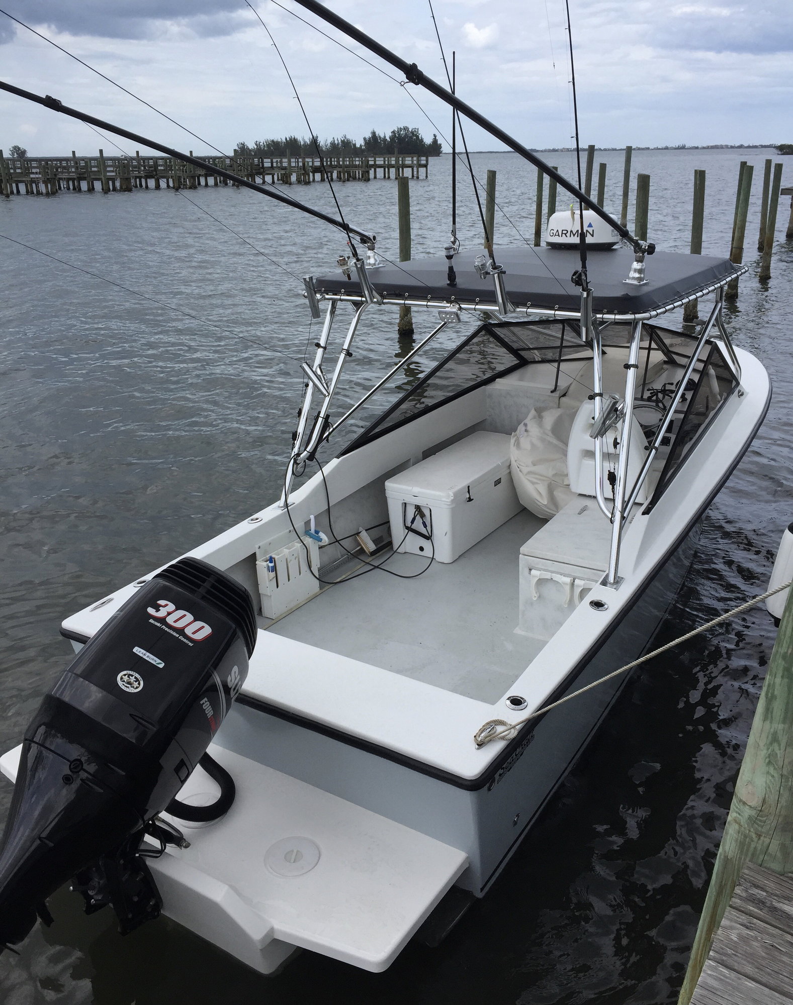 Post Pictures of your Outriggers and/or Radar mount