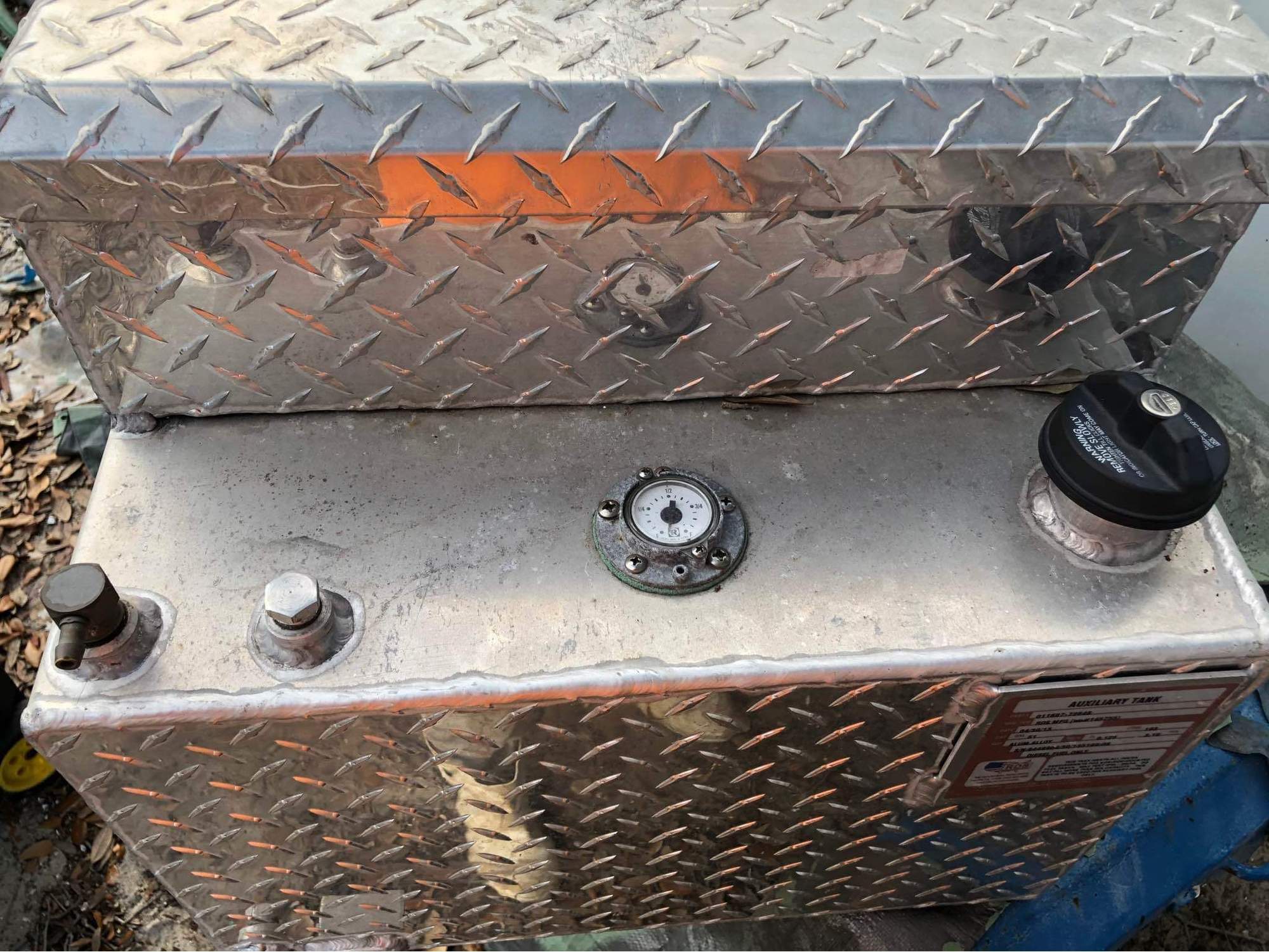 RDS transfer tank & toolbox, new, 51gal SOLD - The Hull Truth - Boating and  Fishing Forum