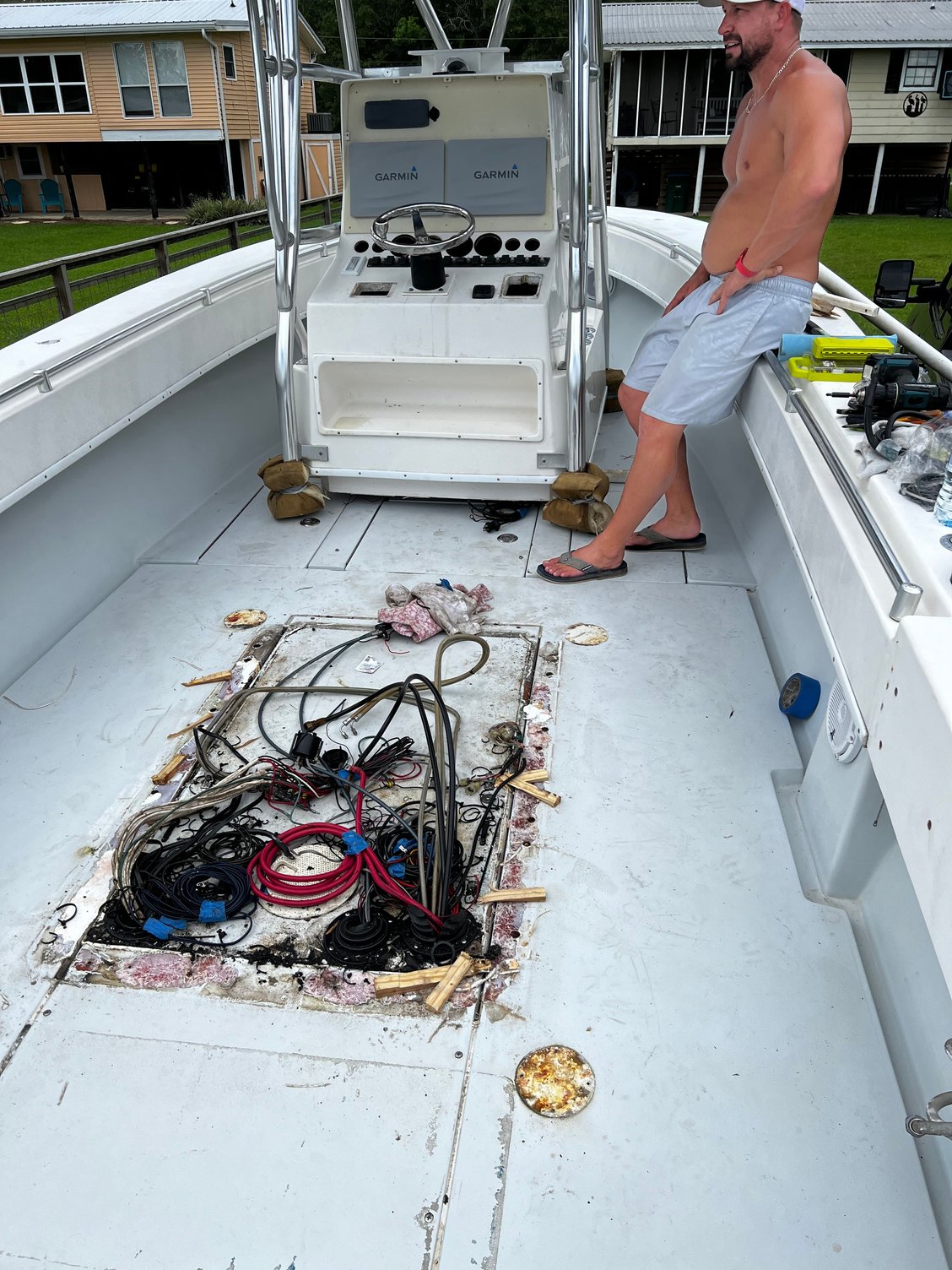 Contender guys Help! Fuel tank original? The Hull Truth Boating and