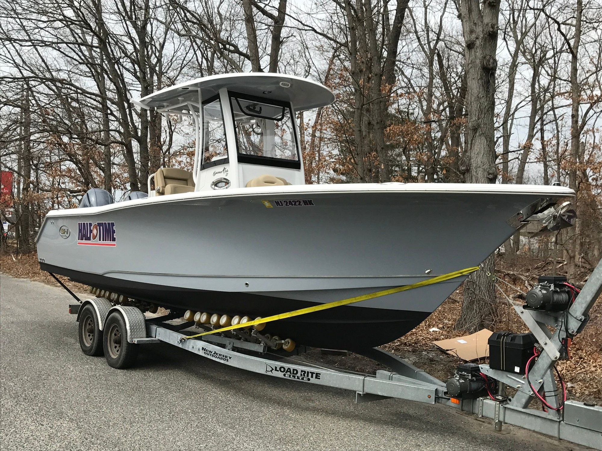 Show me your grey and black hull color combos... The Hull Truth