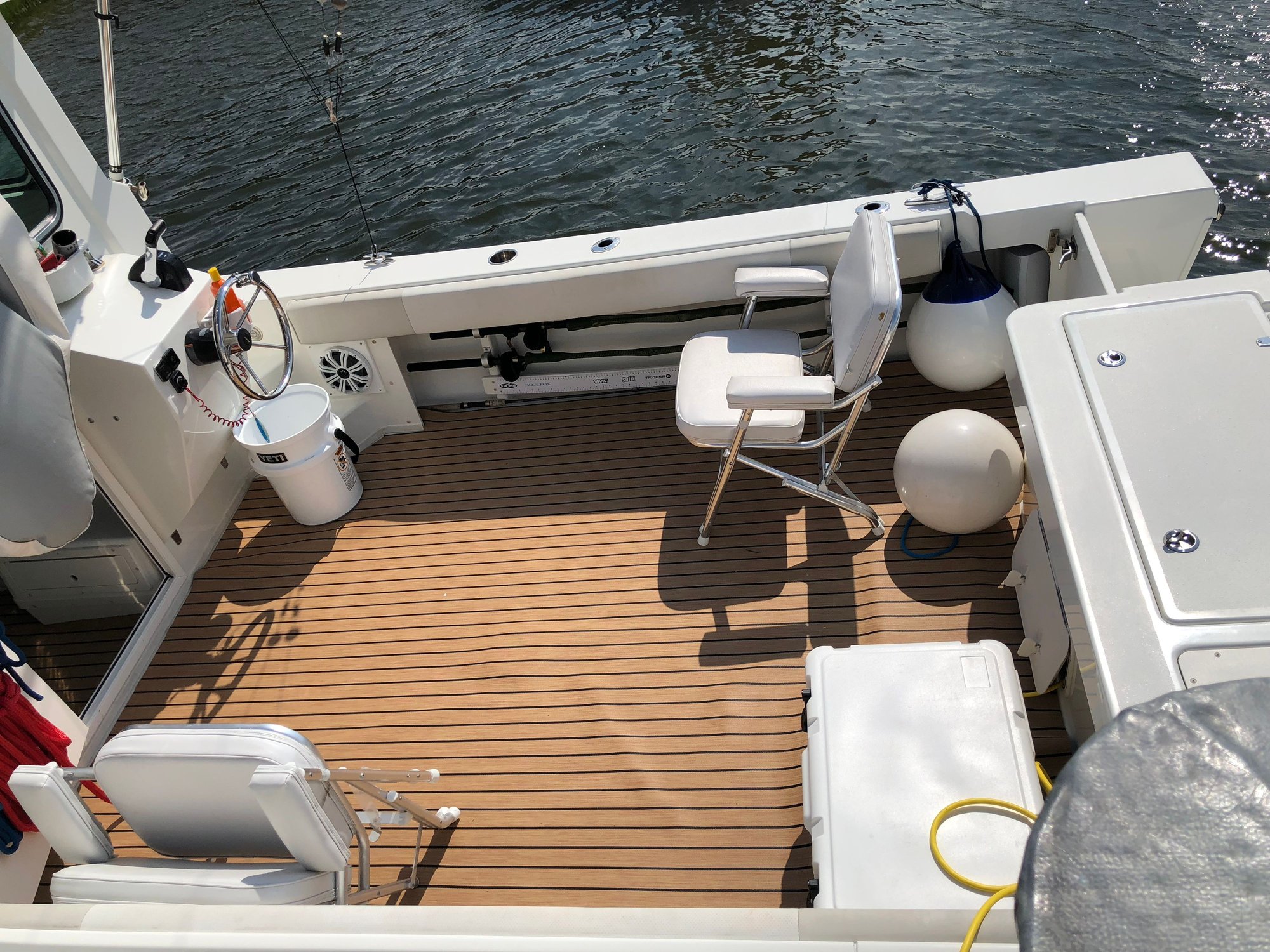 2015 Parker 2520 XLD. Falmouth, Cape Cod. Price Drop 90k The Hull