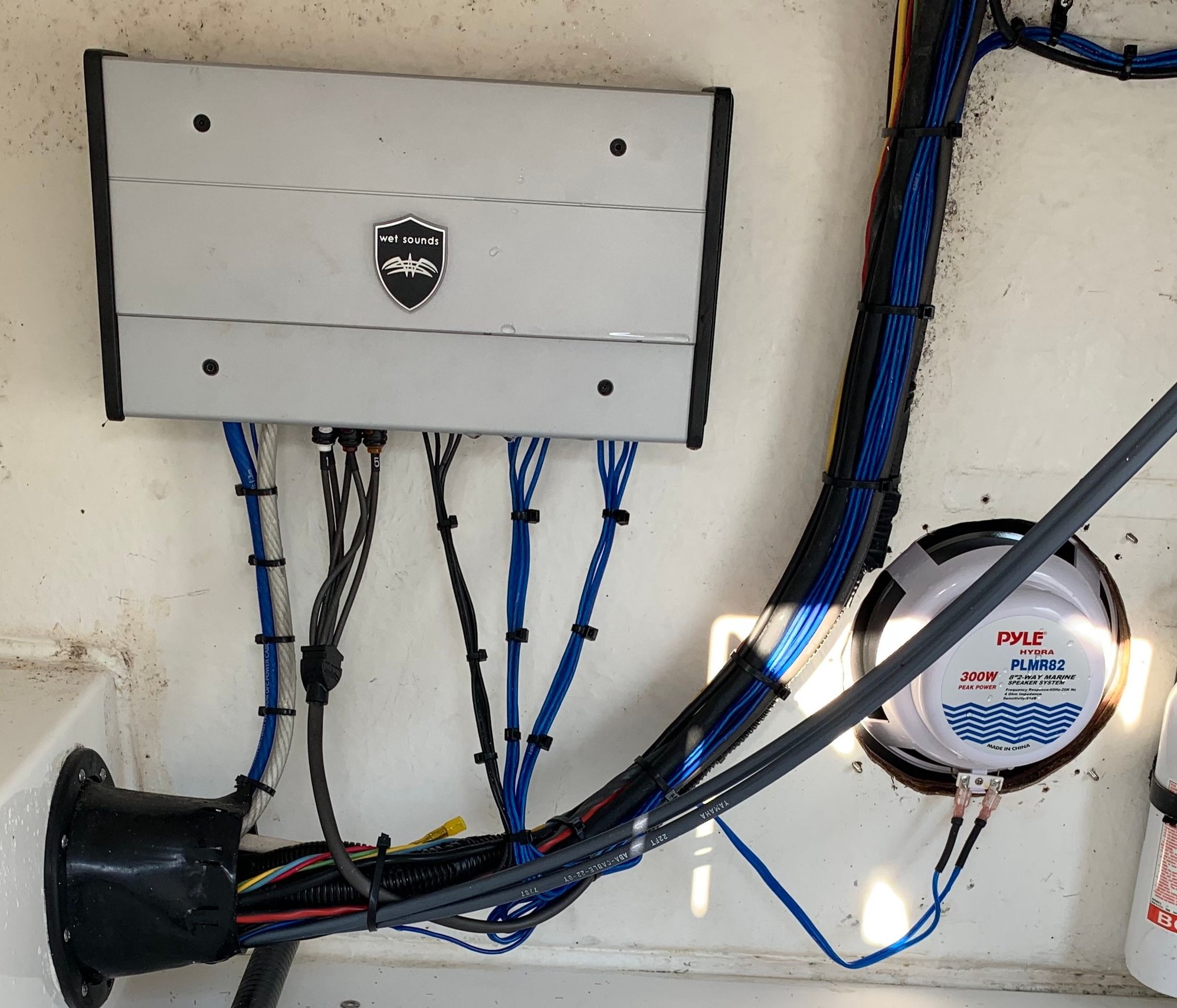 1999 Regulator 23 Classic - The Hull Truth - Boating and Fishing Forum