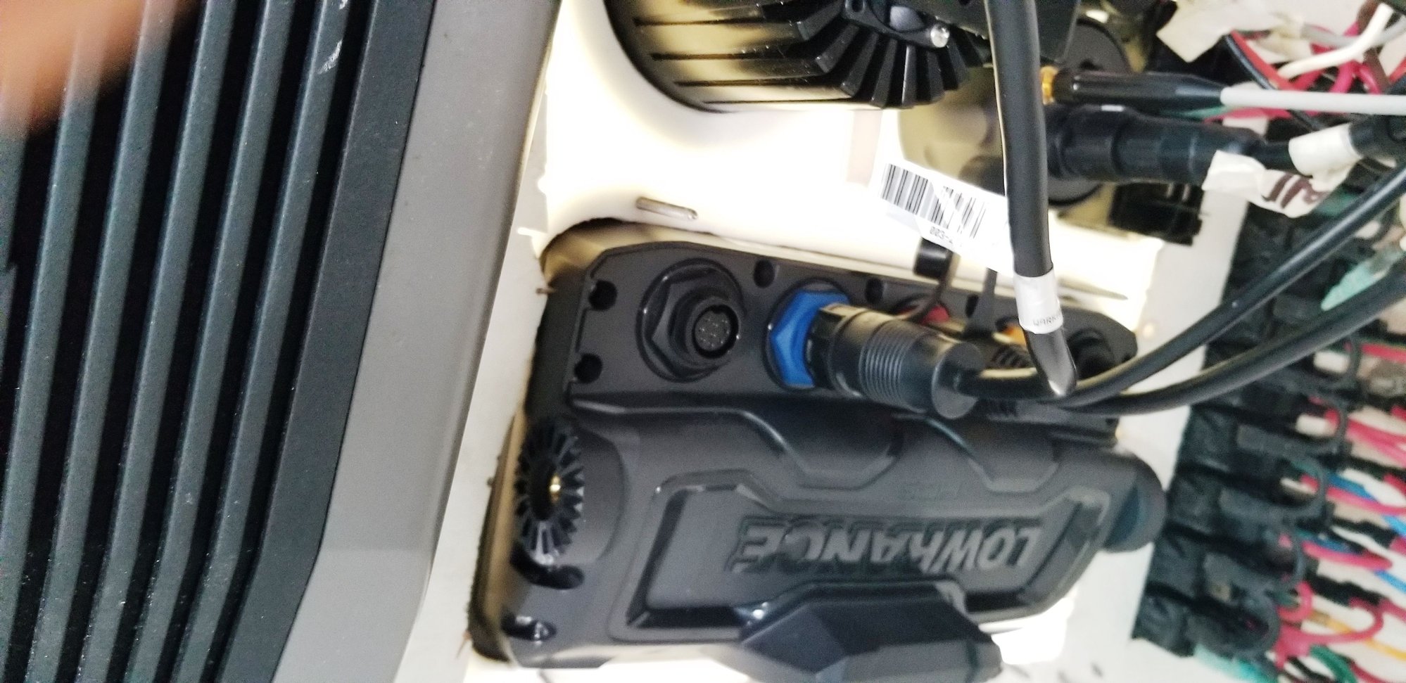 Lowrance HDS 7" Live Side Scan Not Working The Hull Truth Boating