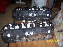 WHAT DO YOU MEANS HEADS ARE NOT FLAT AND HAVE VALVES IN THEM?