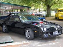 didnt quite get the bonnet sorted for the car show