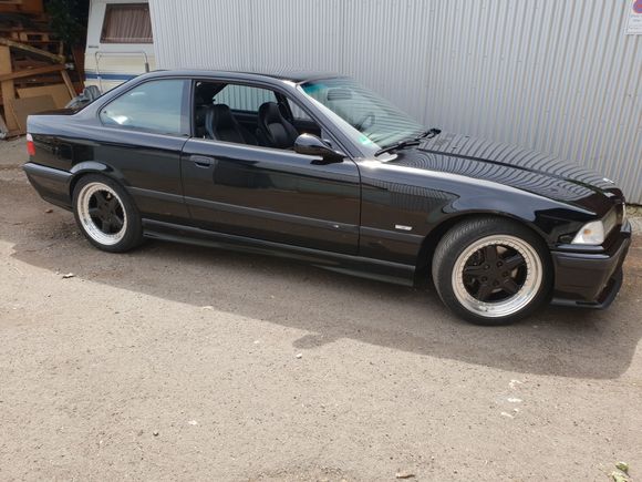 My daily driver, BMW E36 328iA Coupé
