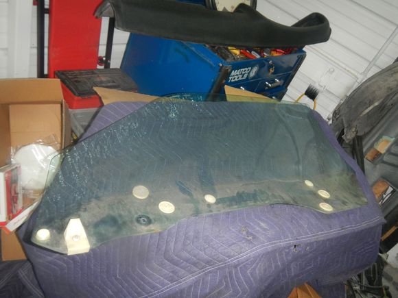 Fixing the passenger glass.
