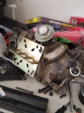 Edelbrock Performer Dual Plane carb intake